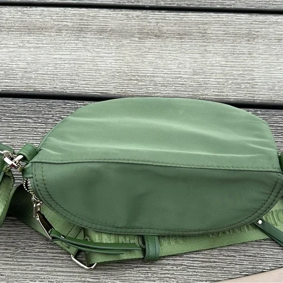 Madden NYC Olive Green Crossbody Bag Goldtone Hardware - Picture 3 of 10